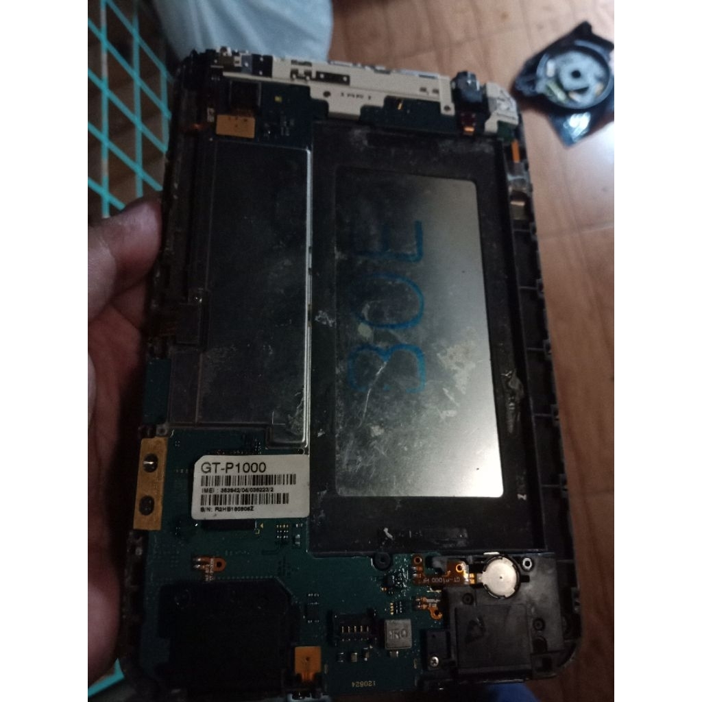 Mesin samsung tab Gt-p1000  hidup