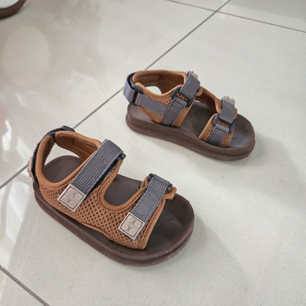 Zuma velcro bricks preloved sandal anak