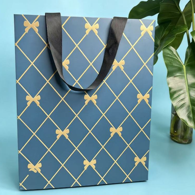 Tas Spunbond Polos Goodie Bag Souvenir Pernikahan Hajatan Sembako Tebal Kuat Anti Air Reusable Grosi