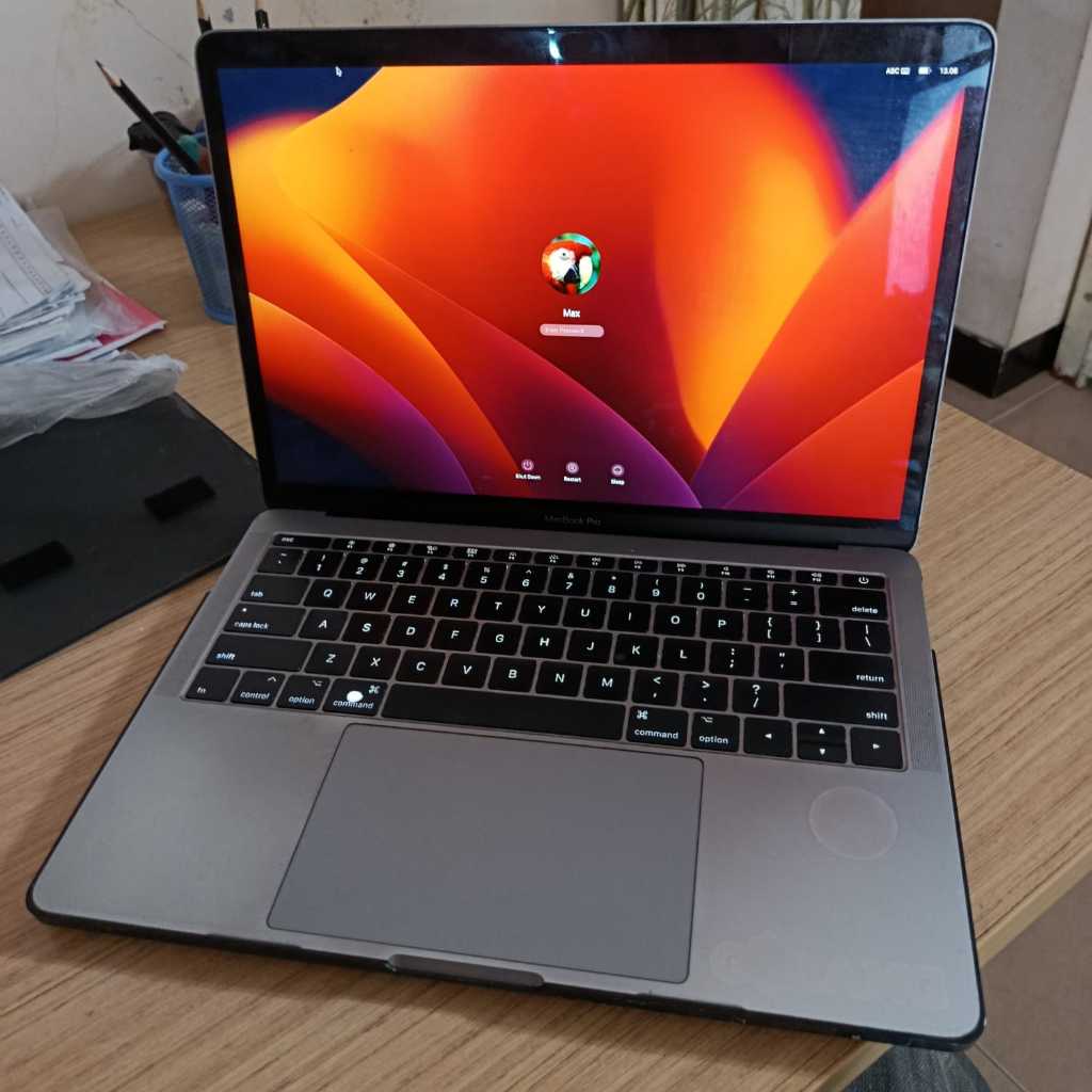 Macbook pro 13" inch 2017 Seken Murah Non Touchbar