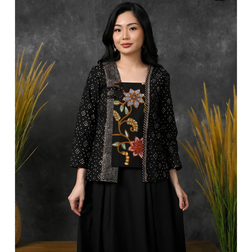 NONA RARA BATIK KEBAYA DWIKA ENCIM SIZE M