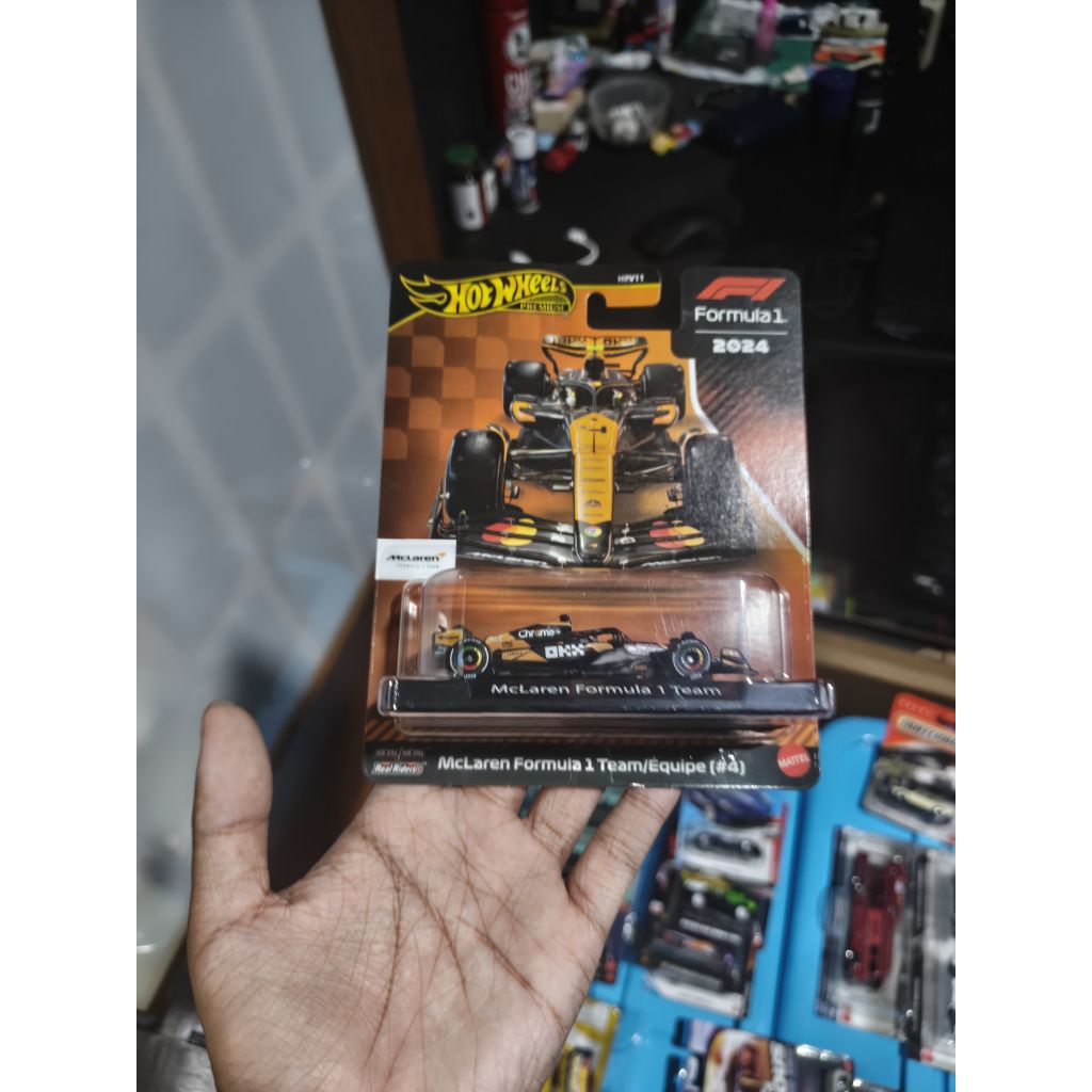 hotwheels f1 premium mclaren #4 lando norris