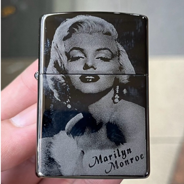 korek api zippo usa black ice ori motif marlyne monroe sexy best quality