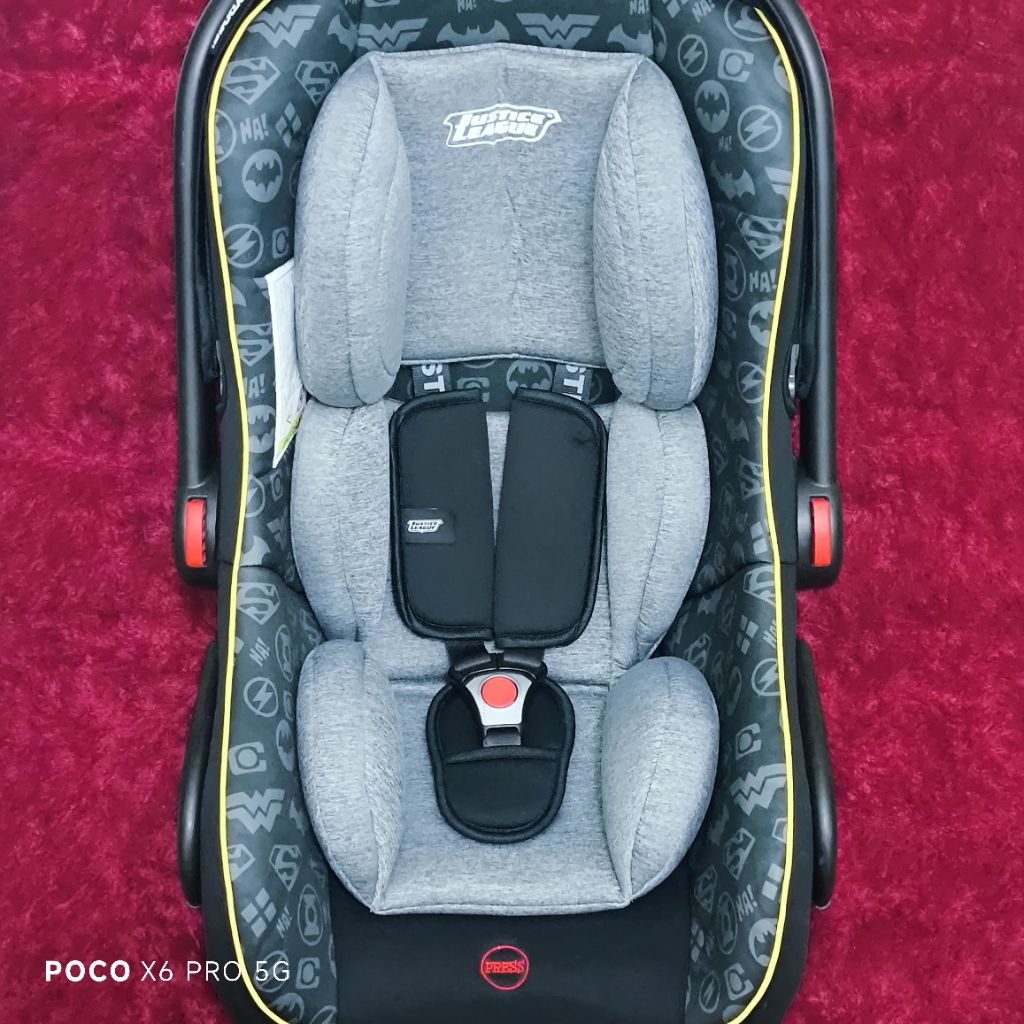 Carseat Babydoes Justice League Batman Marvel Edition Preloved Car Seat Carrier Infant Carrier