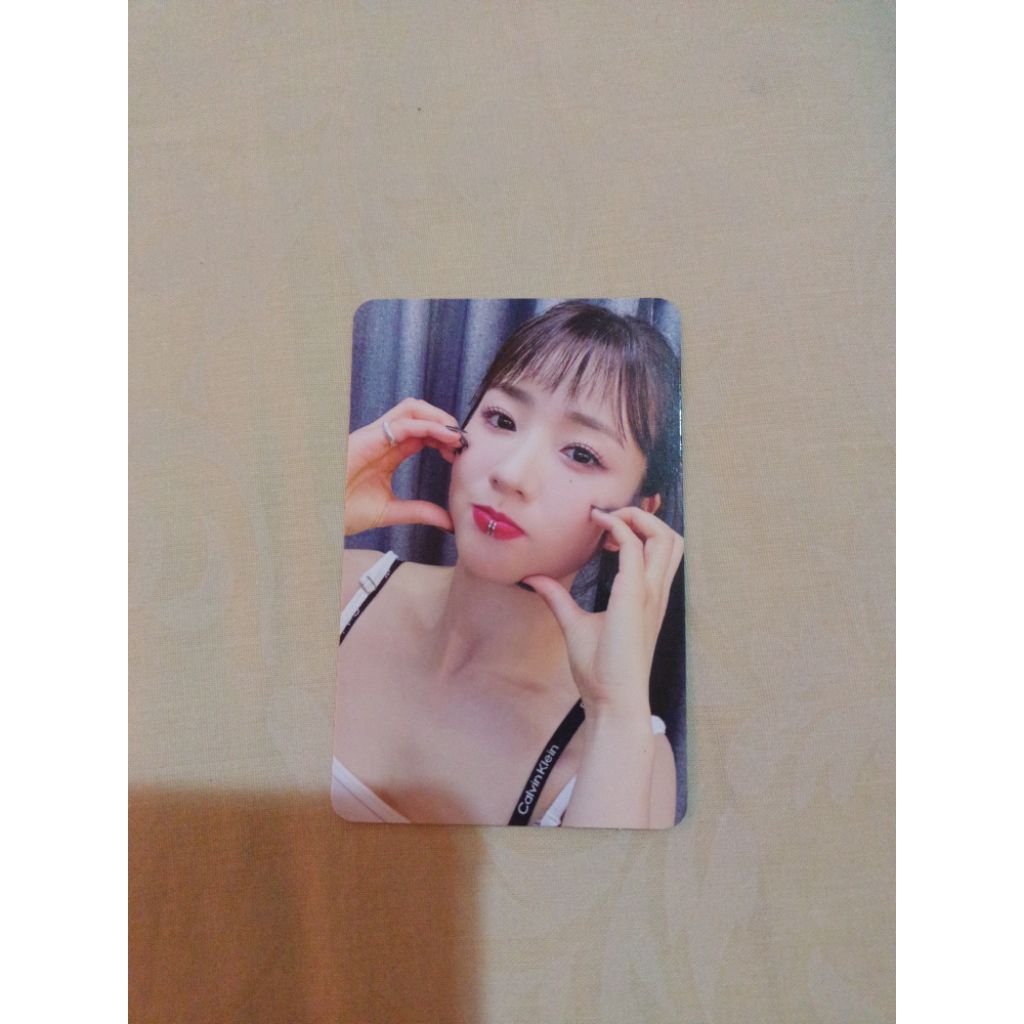 photocard Apink Bomi