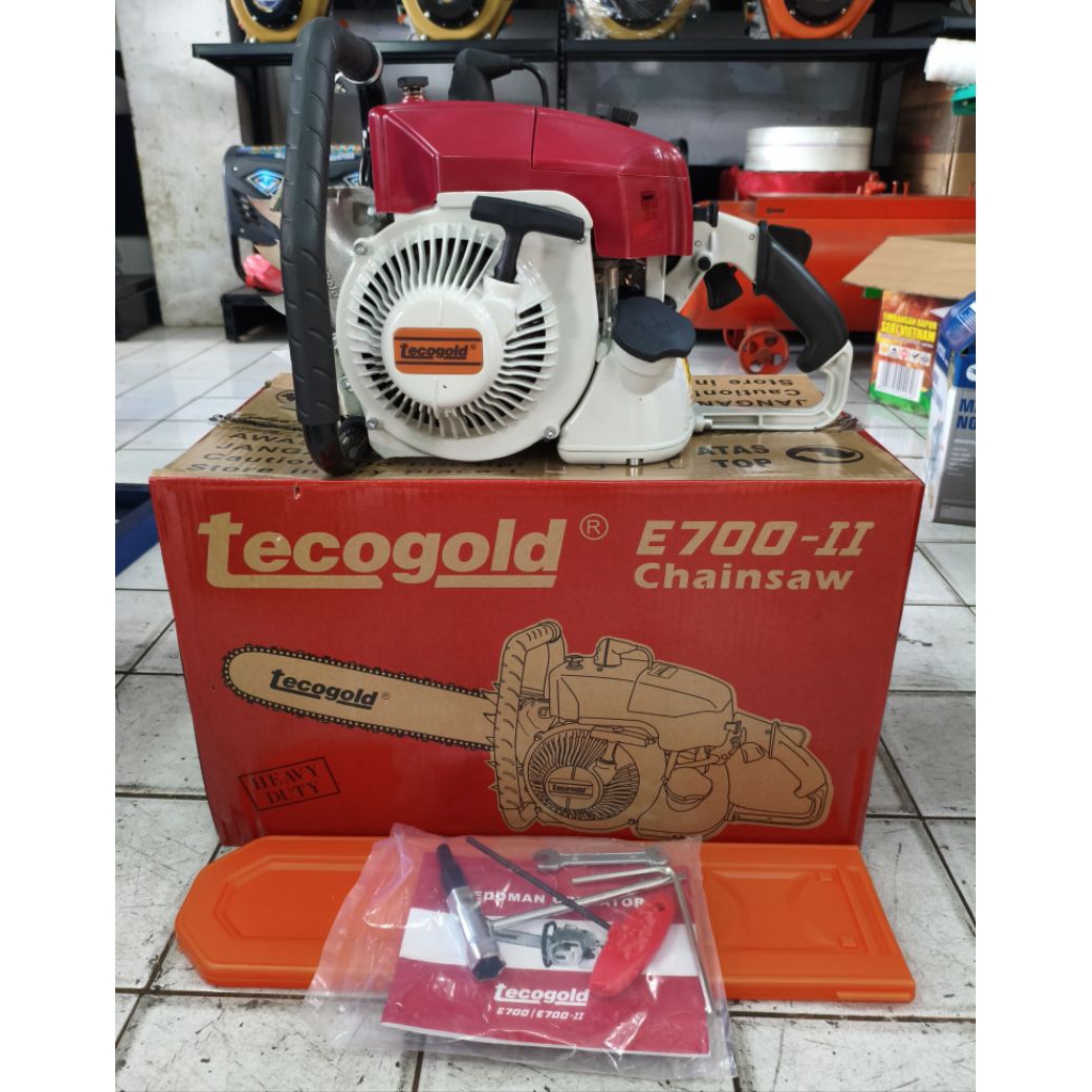 Chainsaw Besar Tecogold E-700
