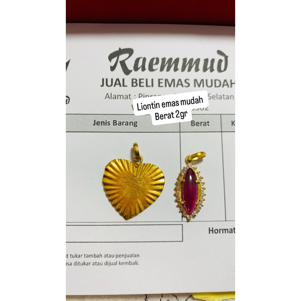 liontin emas mudah love besar dan permata merah (2gram