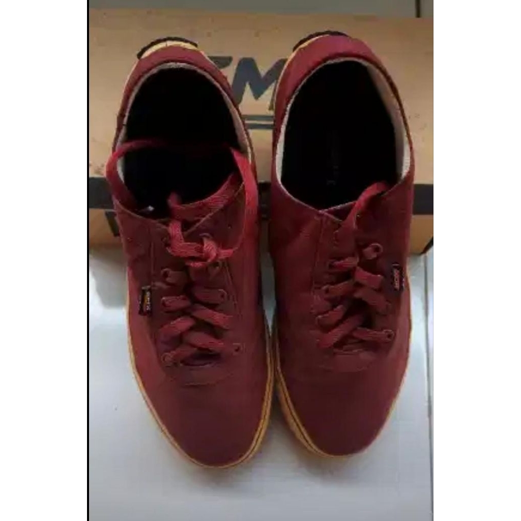 SEPATU GEOFF MAX second
