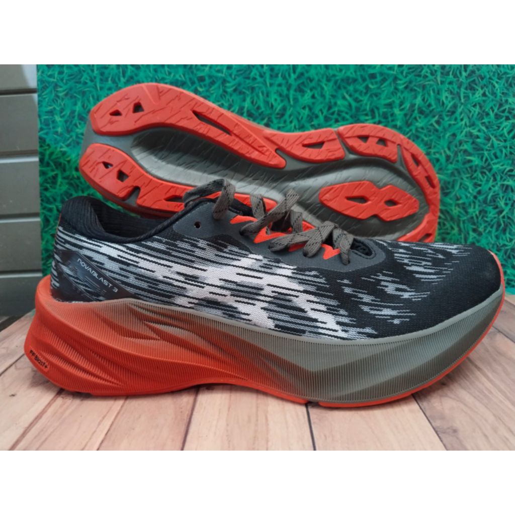 ASICS Novablast 3 TR 'Nature Bathing - Olive