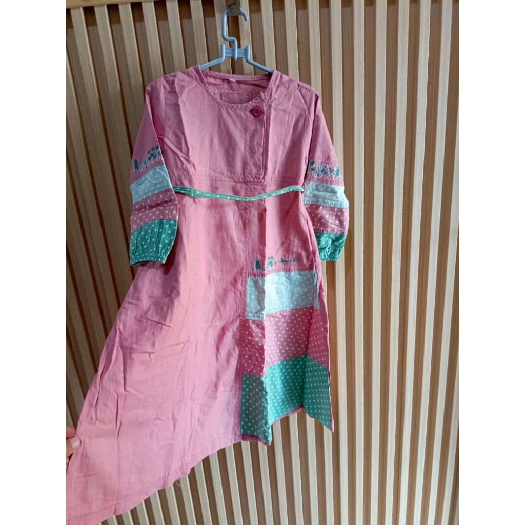 Preloved gamis dannis size 2 | gamis dannis anak