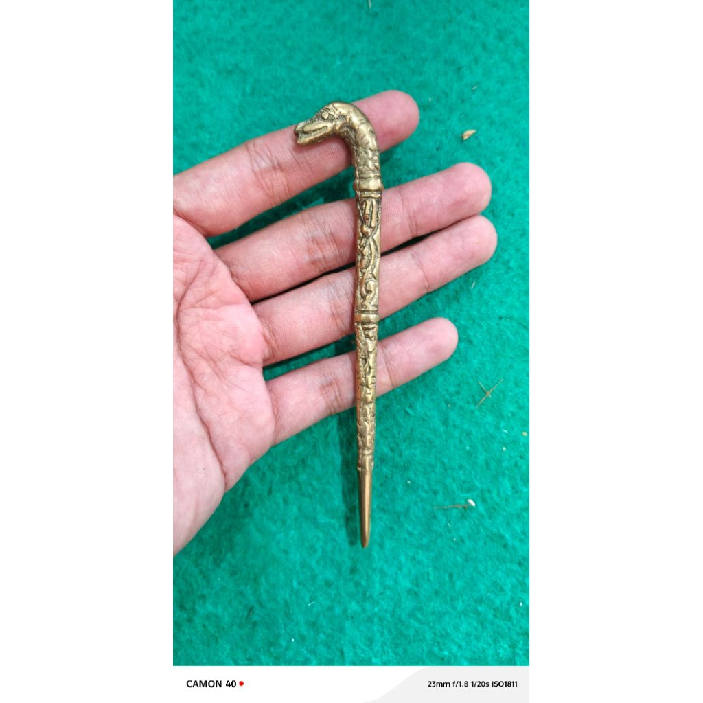 Tusuk konde kuningan