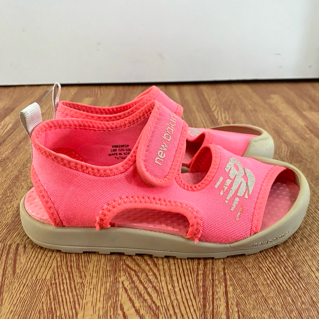 NEW BALANCE Kids CRSR sepatu sandal anak