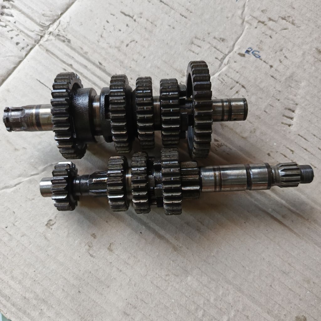 gigi rasio jupiter mx new 135cc bekas asli copotan transmisi jupiter mx new 135cc