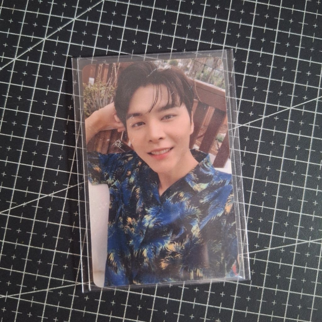 NCT127 Johnny Official Photocard PC Dicon