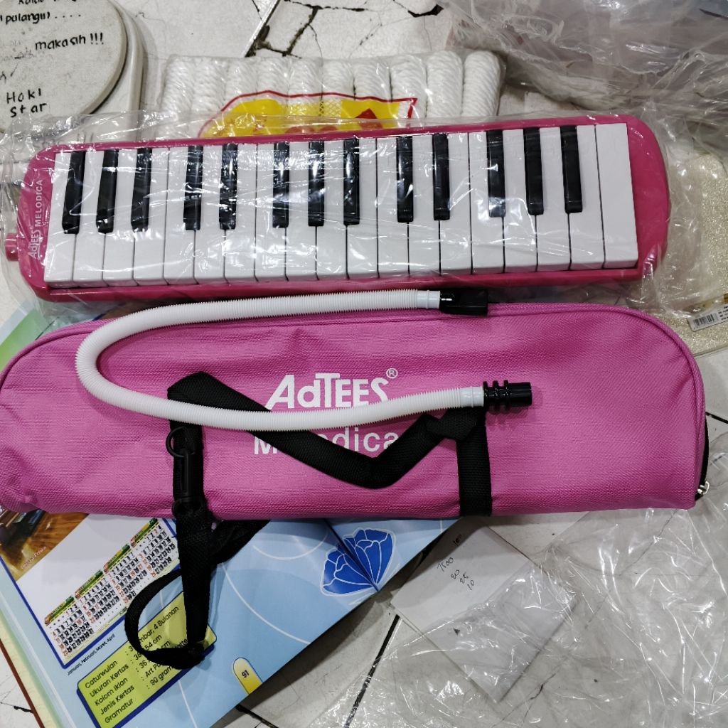 pianika/PIANIKA