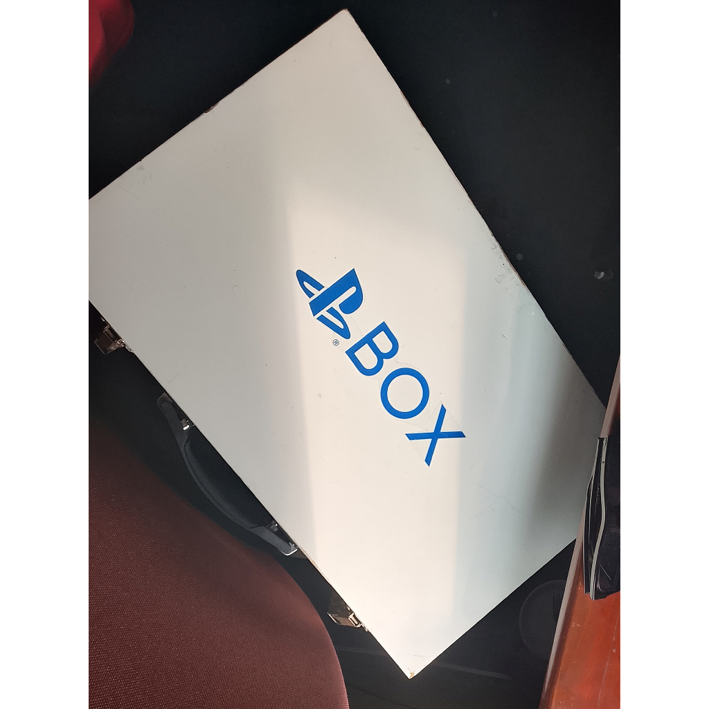 Playbox monitor MSI 25"