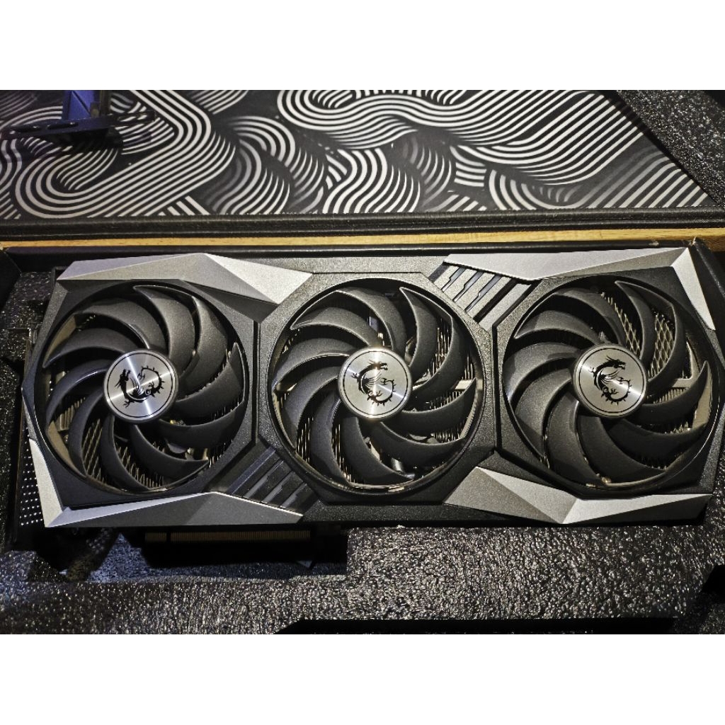 RX 6800xt 16gb MSI TRIO GAMING X