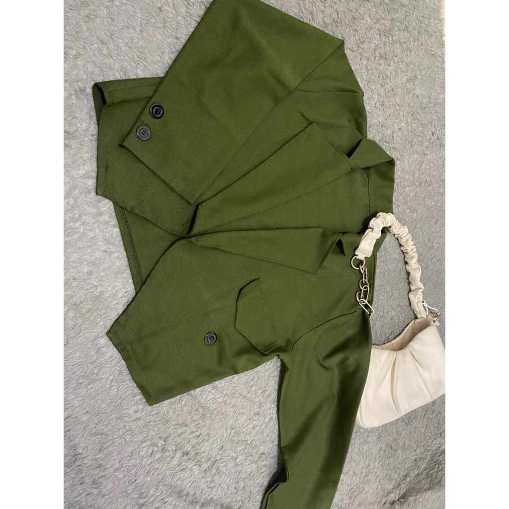 blazer hijau