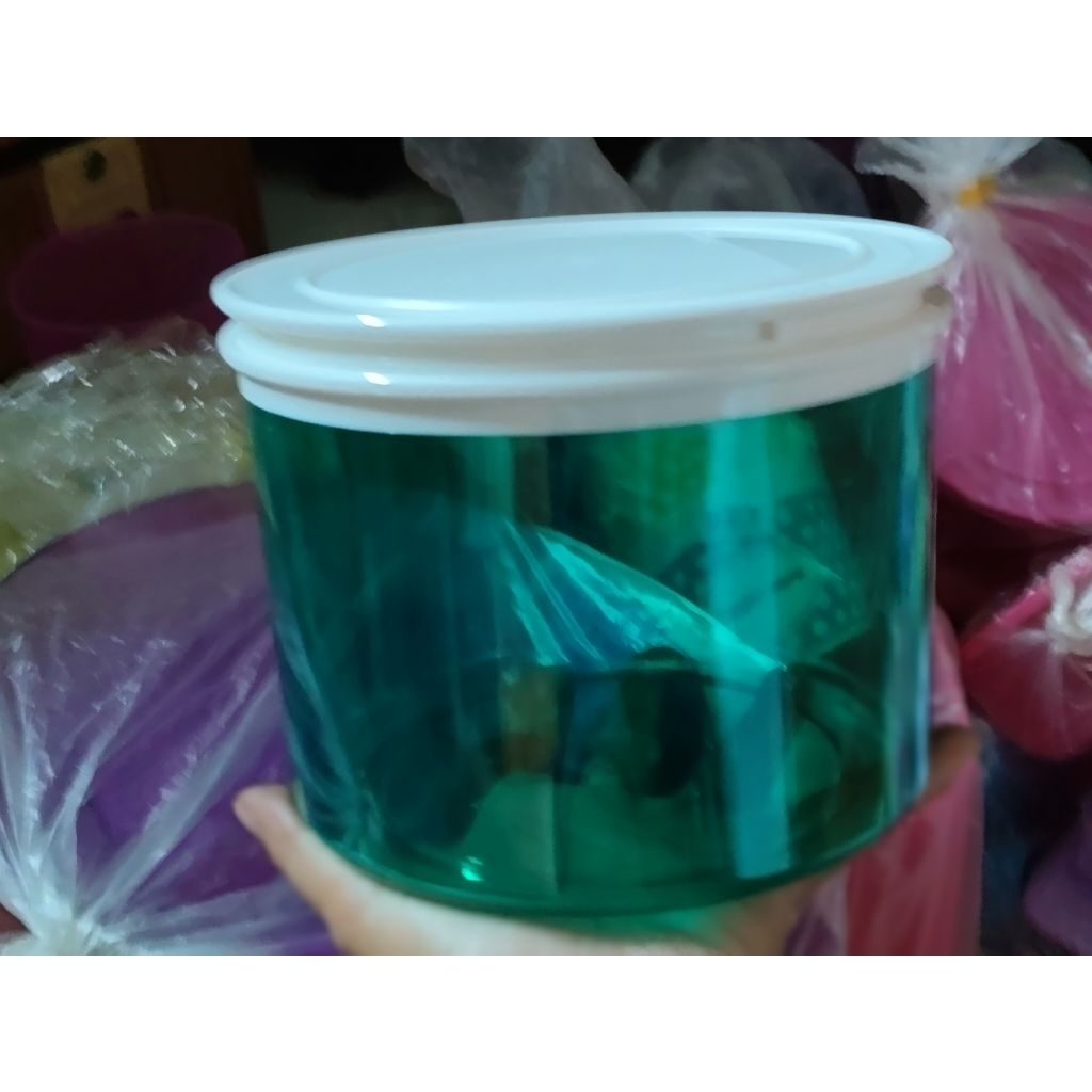 jolly keeper 1.7 liter tupperware