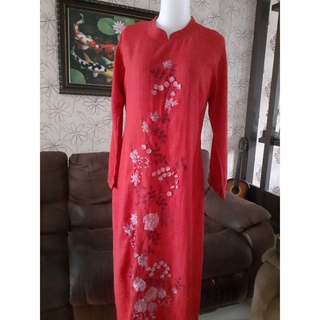 Gamis Wanita Preloved Second Branded KOMALA SARI BORDIR ( LD 95 / P 125 ) size L