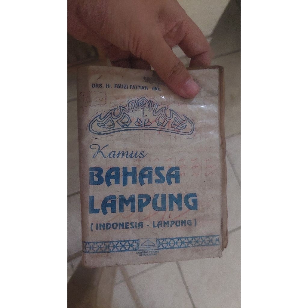 KAMUS BAHASA LAMPUNG/ UUD 1945 AMANDEMEN PRELOVED