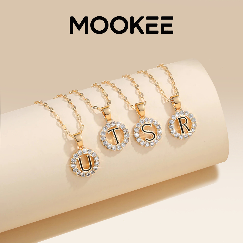 MOOKEE Kalung Lingkaran Huruf Zirkonia Desain Cincin Alfabet Tembaga Lapis Emas Berlian Imitasi Pili
