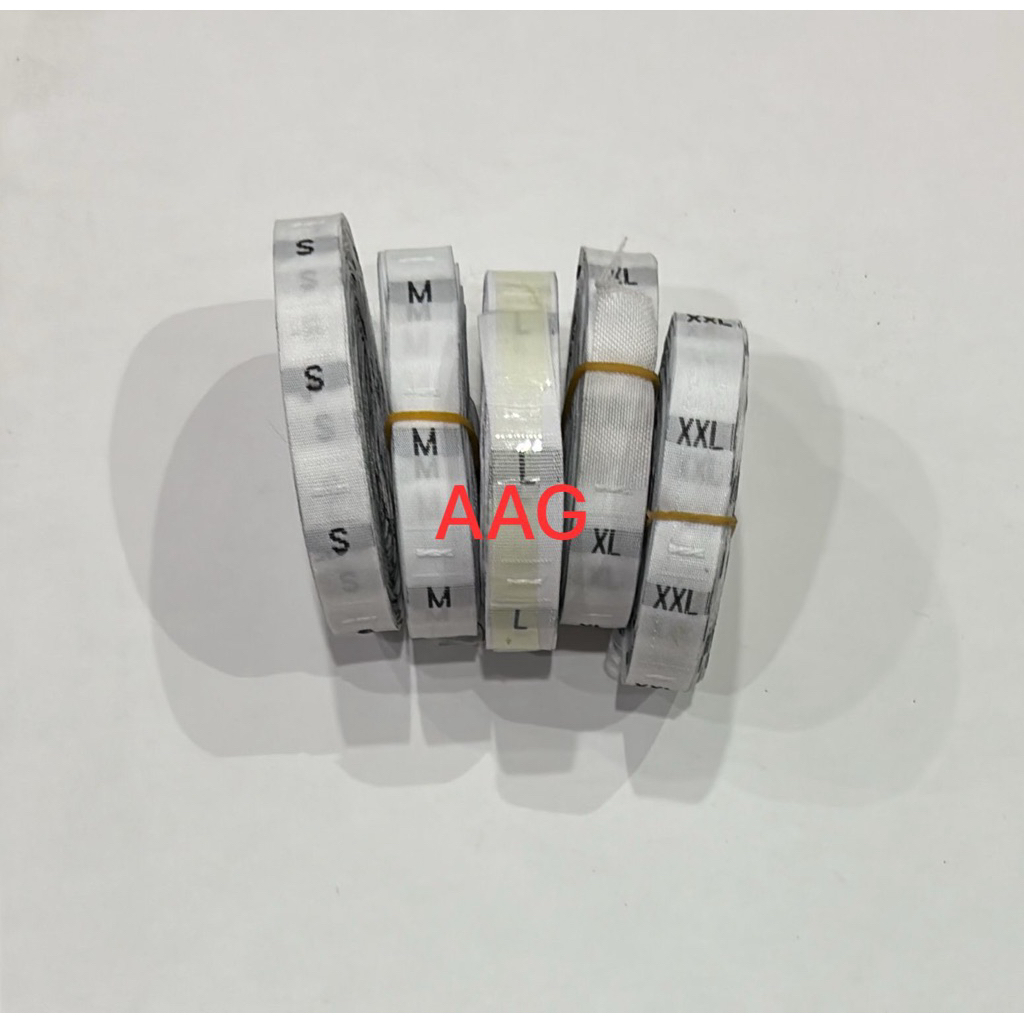 Label Size Bordir Putih Huruf dan Angka  / size woven Label  Baju / Ukuran Baju (1 roll isi 600pcs)