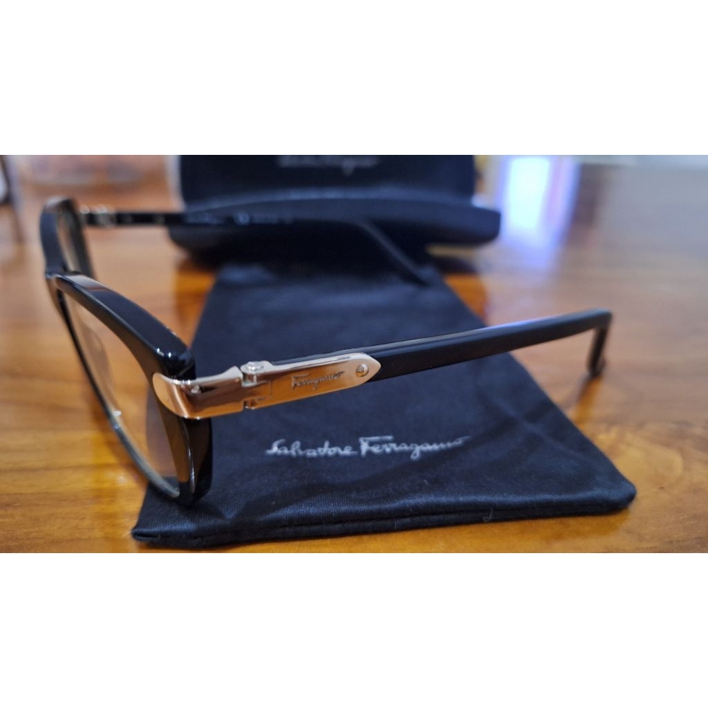 PRELOVED kacamata SALVATORE FERRAGAMO