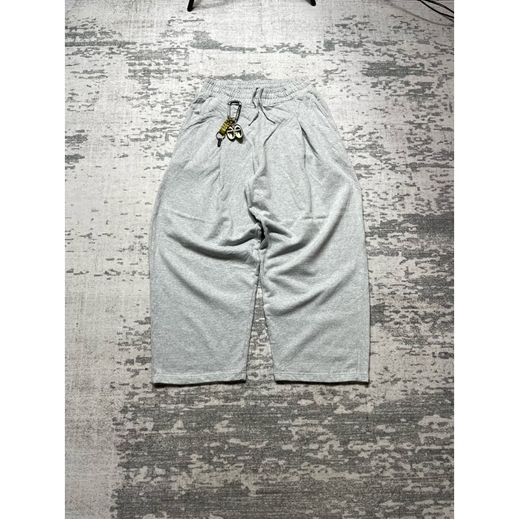 Zavanas baggy sweat pants