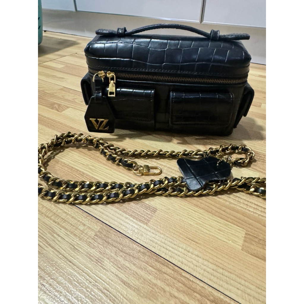 PRELOVED VZ Carry Me Bag Leather Plain & Croco Texture Original by VIVI ZUBEDI