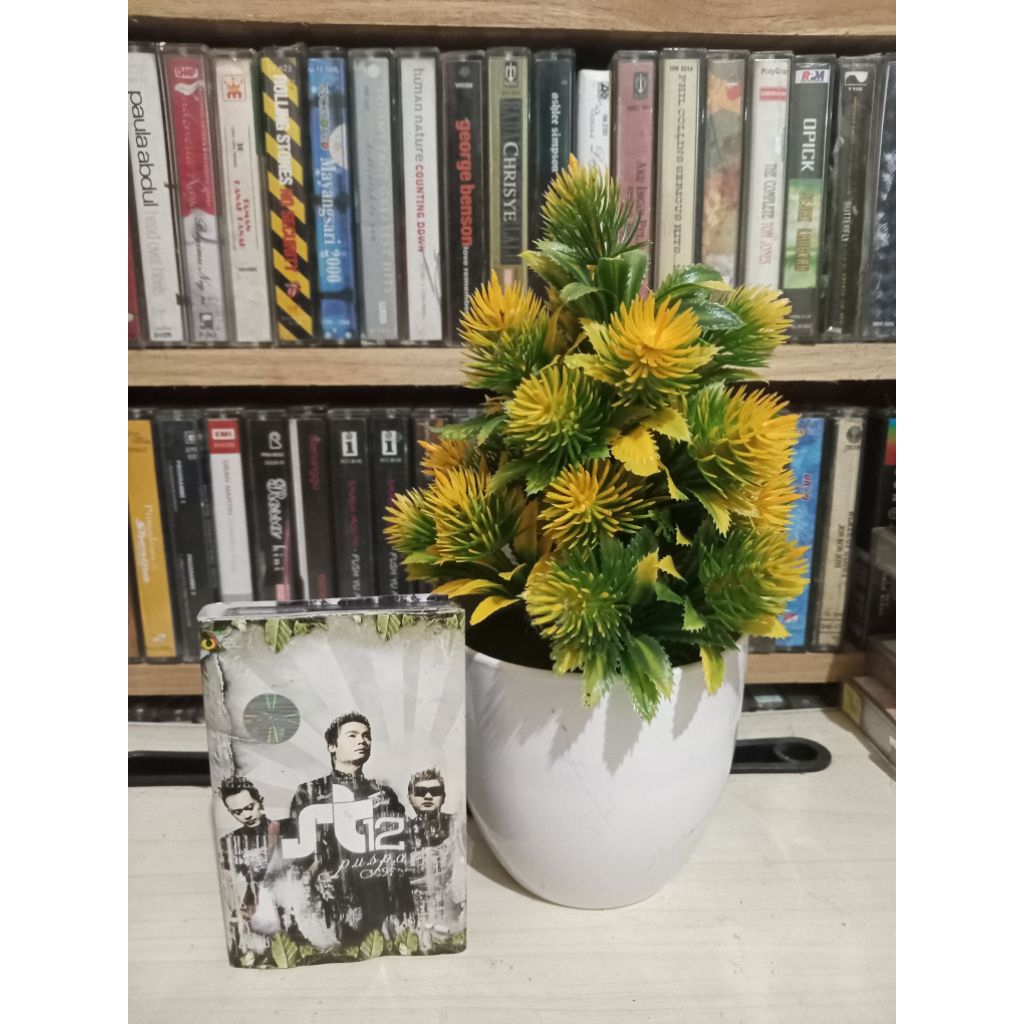 KASET ST 12 PUSPA CHARLI