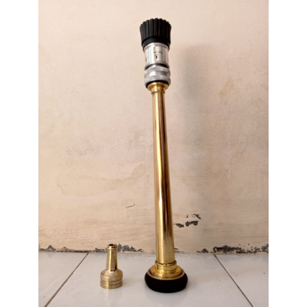 JET NOZZLE VARIABEL PEMADAM KEBAKARAN