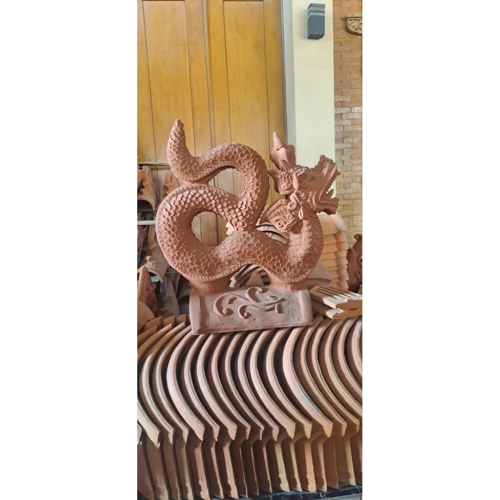 wuwung hias naga utuh