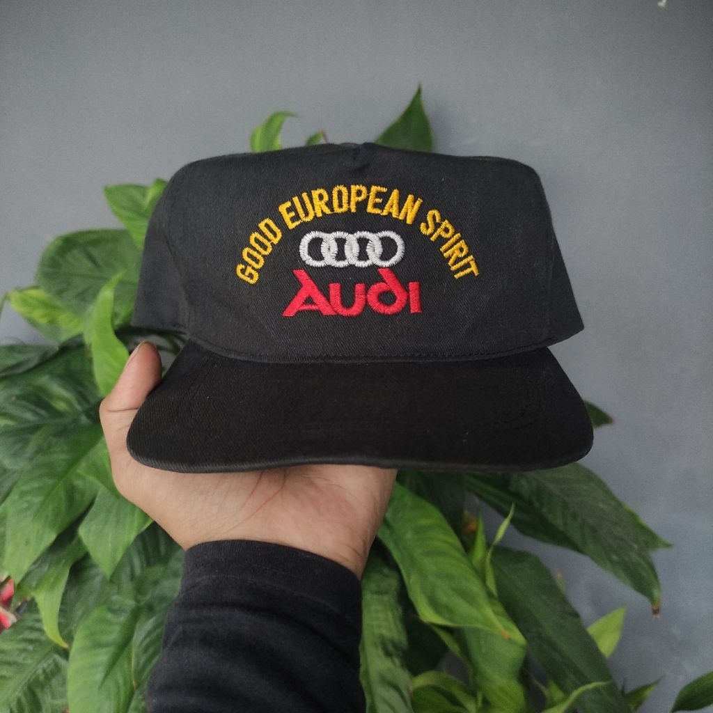 TOPI VINTAGE AUD1 EUR0PEAN LOGO