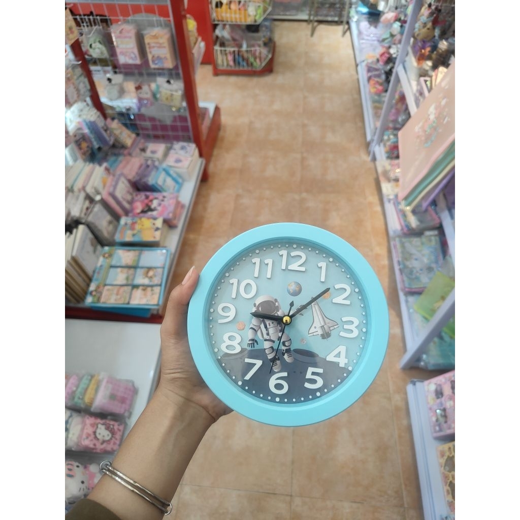 JLC0001/51 Jam Dinding Bulat mix karakter