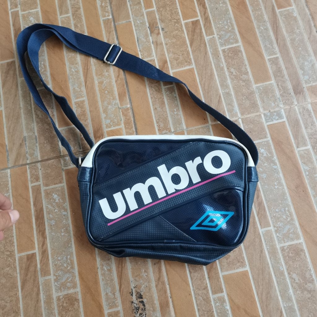 984. TAS SLEMPANG UMBRO   PRELOVED
