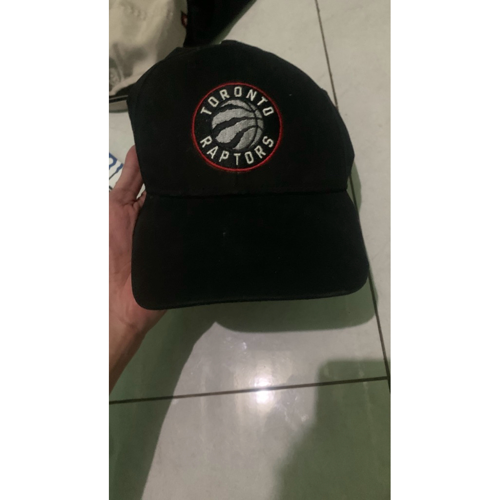 TOPI NBA Toronto Raptors (USED)