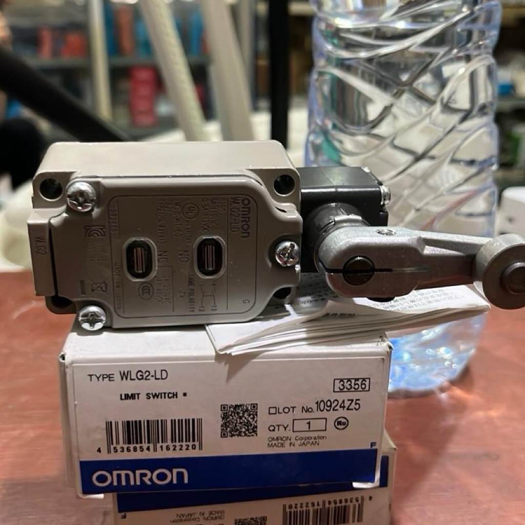 Limit switch WLG2-LD OMRON ORIGINAL