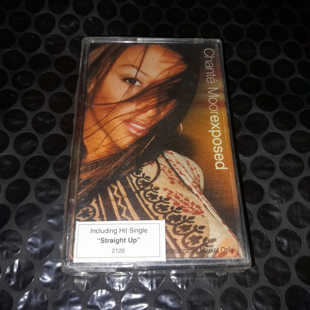 kaset pita chante moore exposed / segel