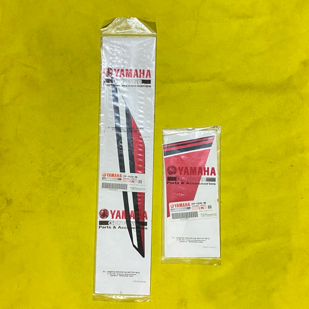 Striping stiker sayap KIRI Yamaha Vixion NVA 2015 merah original YGP 2TP-F4244-00 2TP-F4246-00