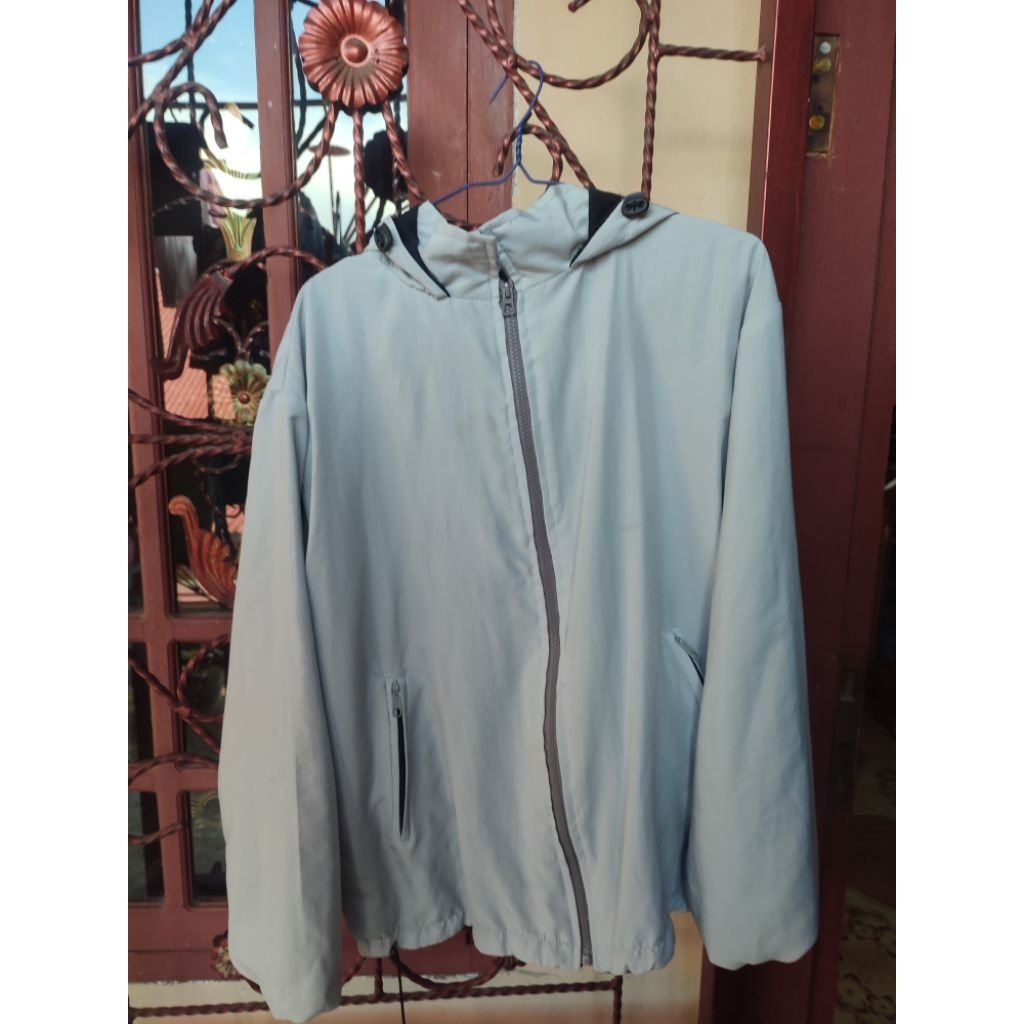 Jaket parasut second preloved