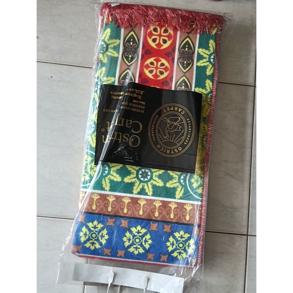 Karpet Hambal ostrich