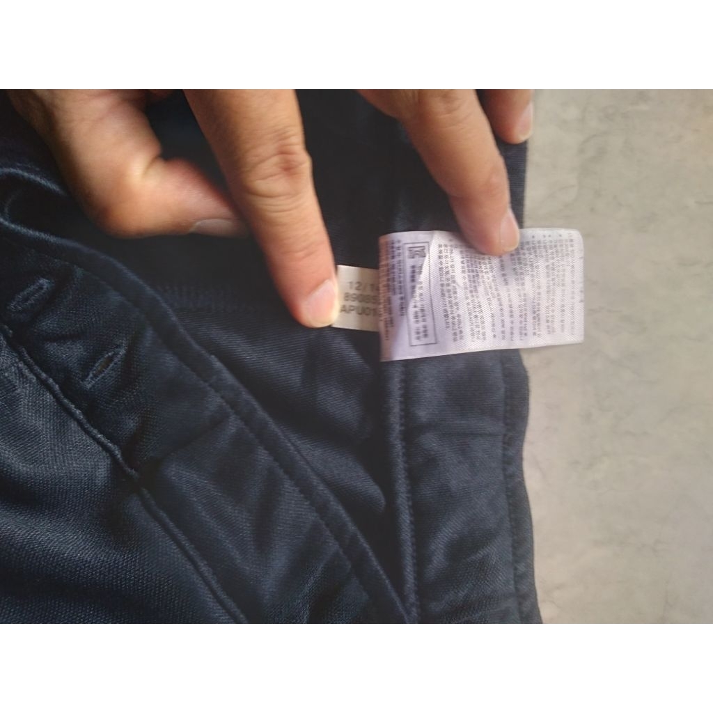 celana pendek adidas