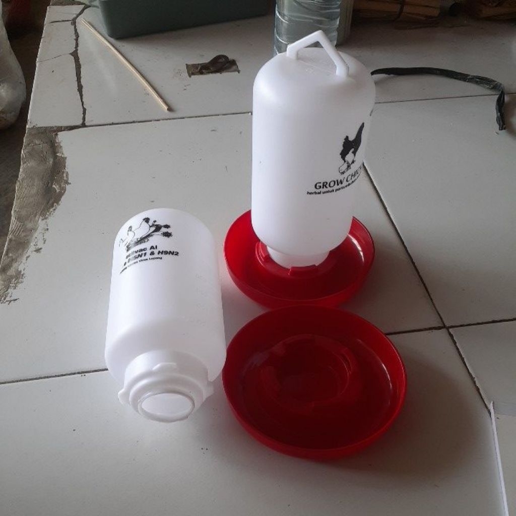 Tempat minum ayam 1 liter
