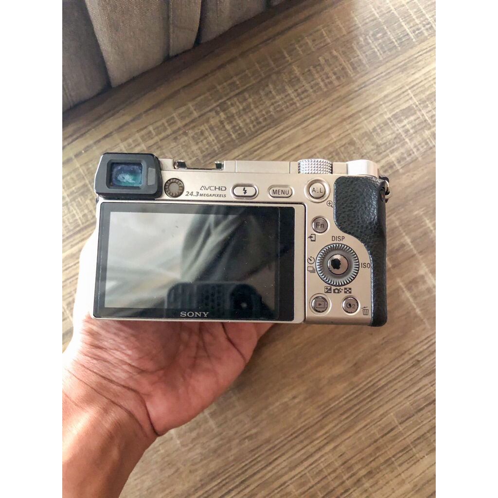 Kamera Mirrorless Sony a6000