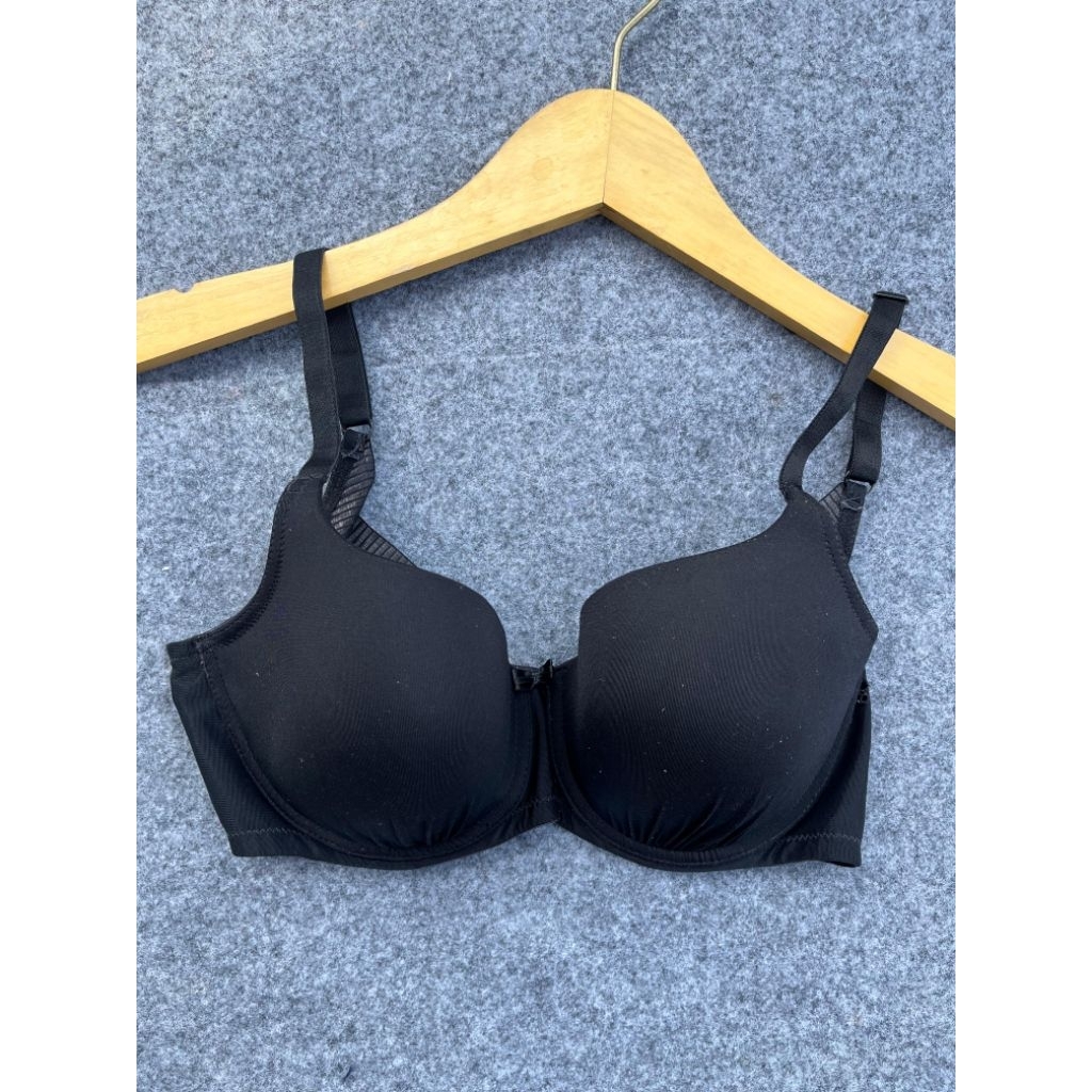 bra wacoal size 32F