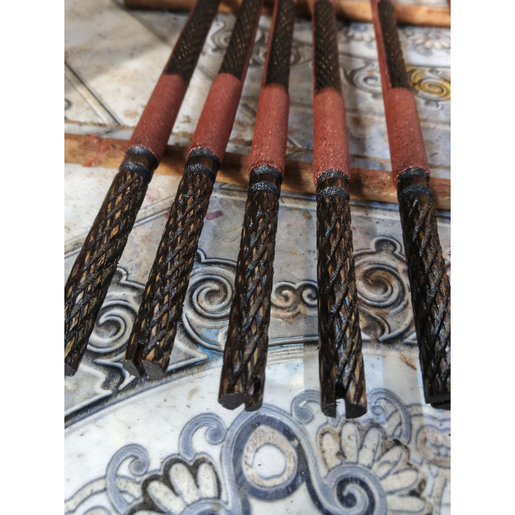 Tangkringan burung kenari amplas motif sisik silang premium CLAS LOMBA BLACK DIAMON 1set2pcs