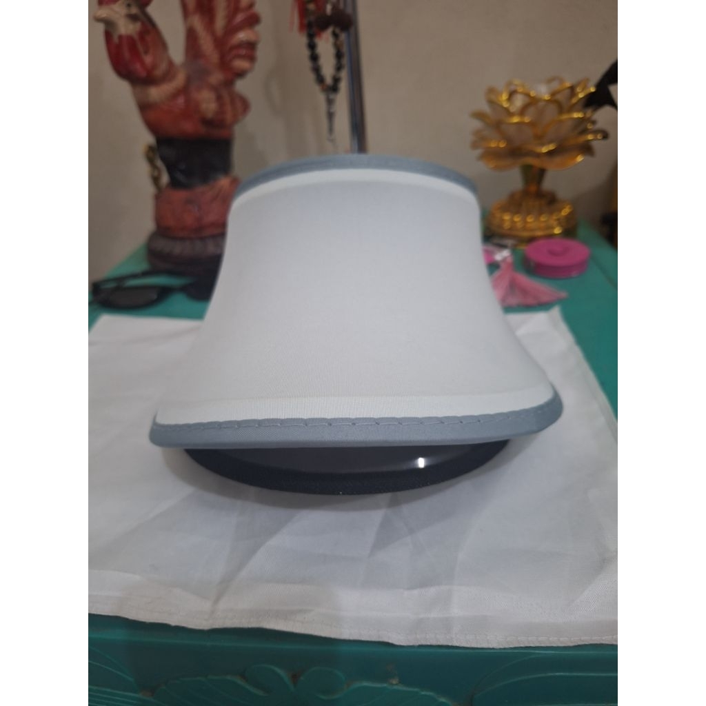 Topi golf wanita ada Kipas angin alami 
Limited edition 
Barang terawat 
Pemakaian pribadi