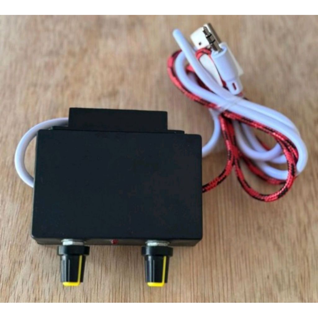 mini amfli 5volt 2 chanel  kuat max sepeaker 12" jernih dan ngebas