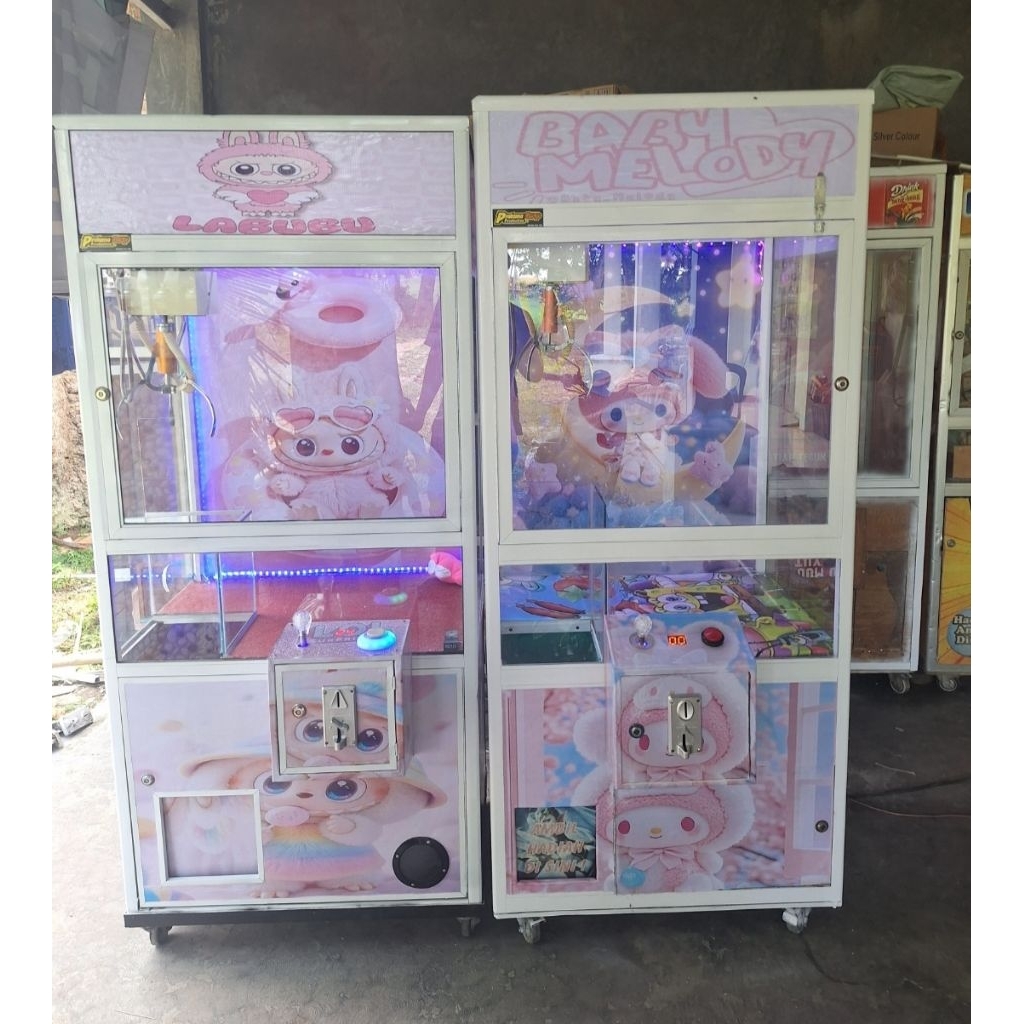 Mesin capit boneka second berkualitas request gambar/sticker